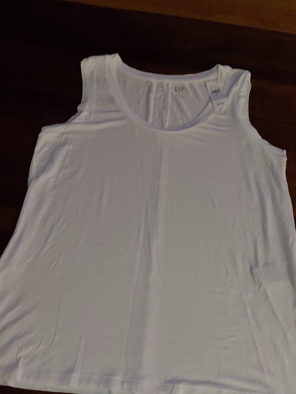 GAP Women’s Scoop Neck Tank Top